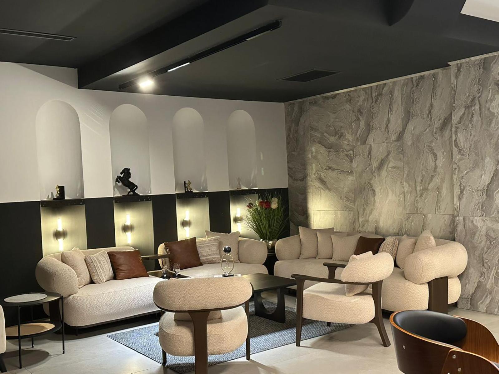 Ador Hotel North Mitrovica Bagian luar foto